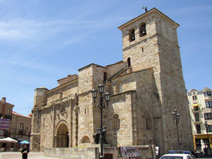 Iglesia de San Juan de Puerta Nueva